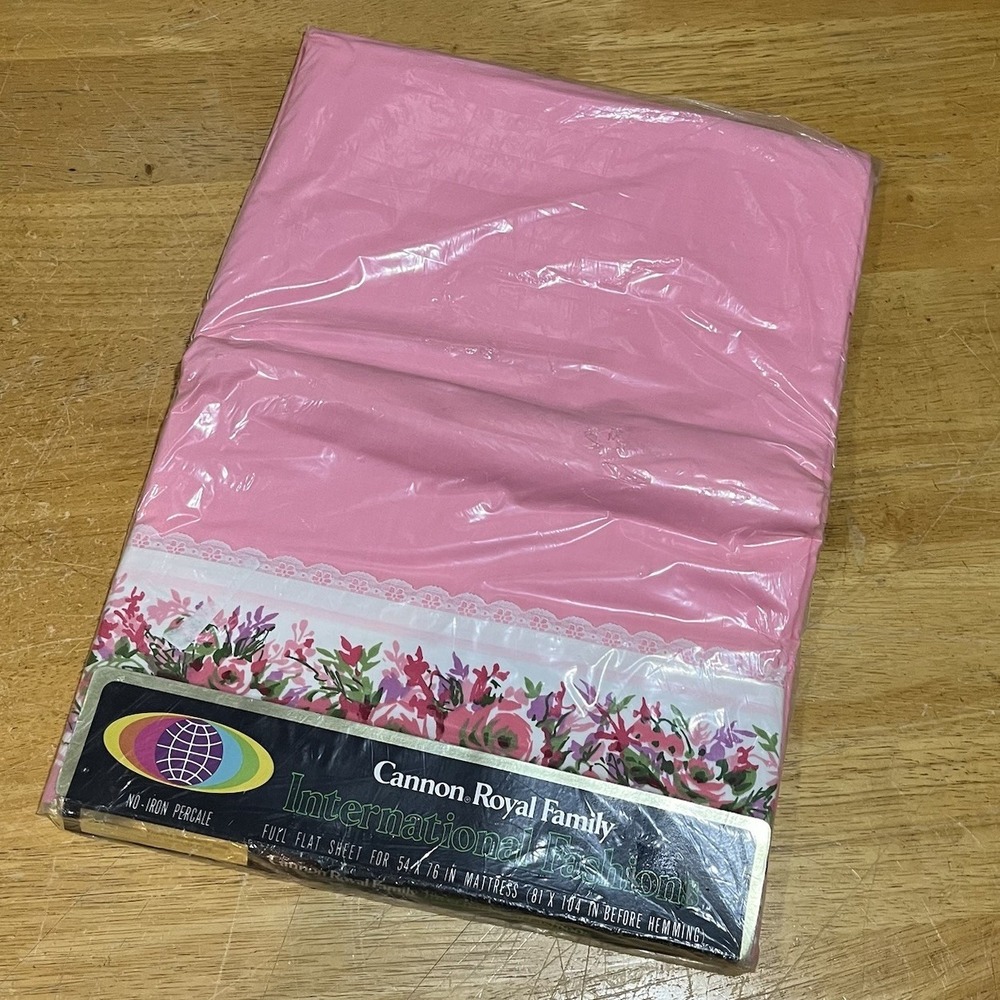 Vtg Cannon Royal Family Regency Rose‎ Pink Full Flat Sheet Floral Cottage
